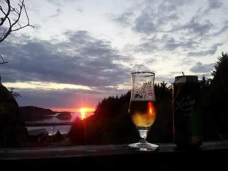 Stenevik Gjestegaard * Austevoll
